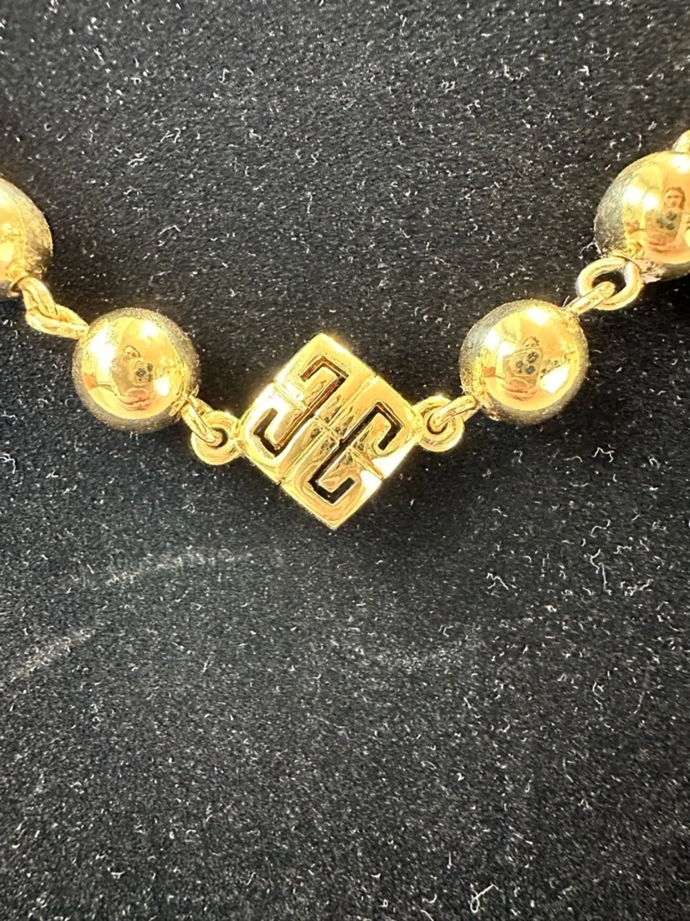 Givenchy Logo Necklace - Picture 3 of 3